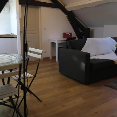 Apartment Bel F2 Gare Sur Place Nogent-l'Artaud